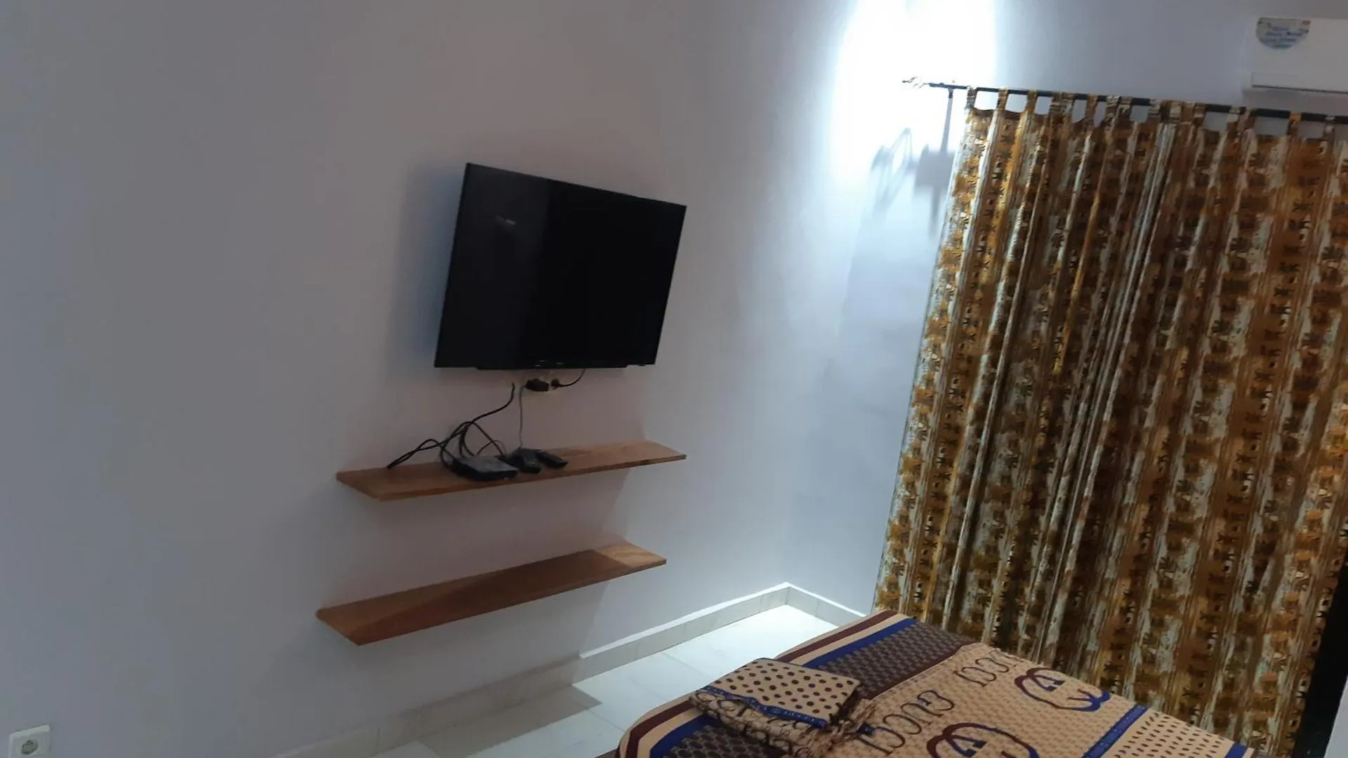 Superbe Studio Surplombant La Plage De Yoff A5 Dakar 0*,  Senegal